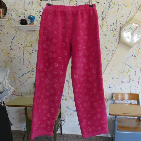 5 for $20 📢Justice Weekend Mode Shirt Sz 12 and Members Mark Sleep Pants Sz 7/8 - Picture 3 of 8